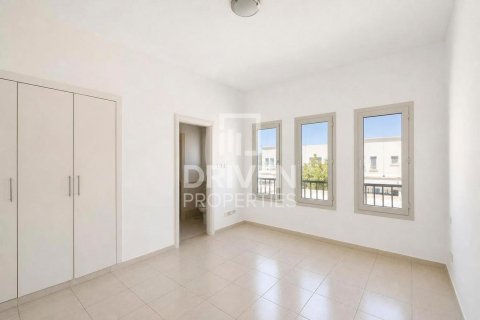 Vilă de vânzare în The Springs, Dubai, EAU 2 dormitoare, 241.27 mp.  №765204 - poză 5