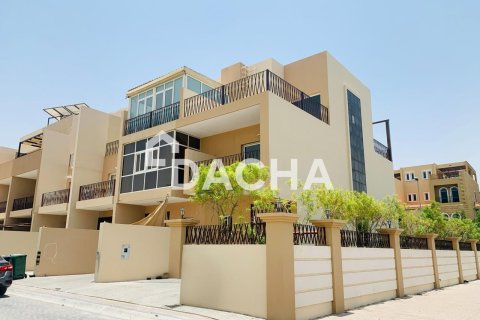 Jumeirah Village Circle, Dubai, UAE의 판매용 빌라 침실 3개, 227제곱미터 번호 714748 - 사진 1