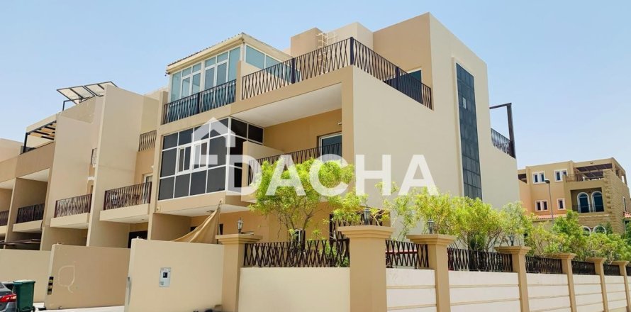 Jumeirah Village Circle, Dubai, UAE의 빌라 침실 3개, 227제곱미터 번호 714748