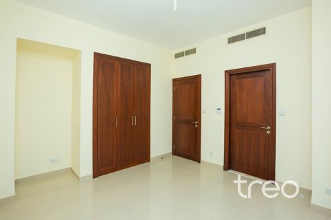 Vila u gradu Arabian Ranches 2, Dubai, UAE 4 spavaće sobe, 299.61 m2 Br. 753648 - Slika 17