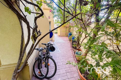 Villa til salgs i The Springs, Dubai, Emiratene 3 soverom, 250.19 kvm Nr. 753649 - Foto 8