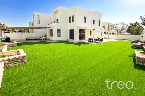 Villa en Reem, Dubai, EAU 4 dormitorios, 542 m² № 753654