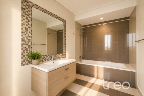 Rijtjeshuis te koop in DAMAC Hills (Akoya by DAMAC), Dubai, VAE 5 slaapkamers, 345.04 vr.m., nr 753652 - foto 5