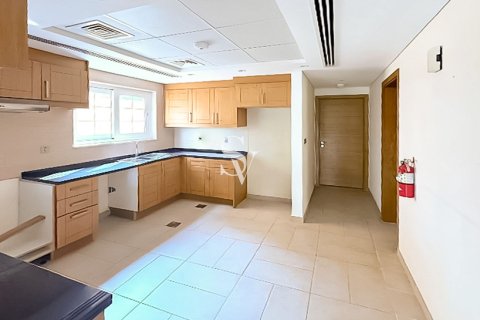 Jumeirah Park, Dubai, संयुक्त अरब अमीरात में विला, 5 बेडरूम, 800 वर्ग मीटर, संख्या 698748 - फ़ोटो 6