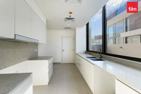 Villa en venta en Dubai, EAU 5 dormitorios, 882.8 m2 № 661550 - foto 9