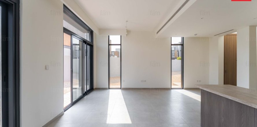 Вилла Дубай, БАӘ-да 3 жатын бөлмелер, 168 м² № 661548