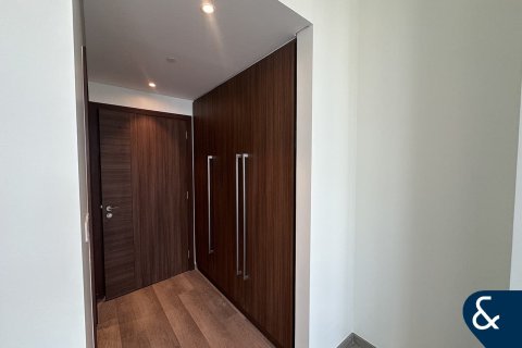 Downtown Dubai (Downtown Burj Dubai)、Dubai、UAE にあるマンション販売中 2ベッドルーム、128 m2、No666864 - 写真 10