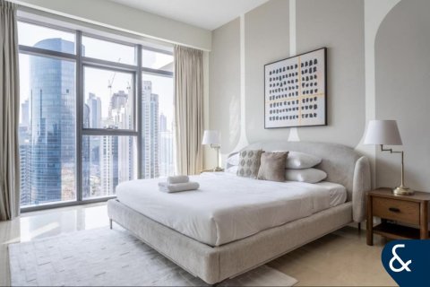 Appartamento in vendita a Downtown Dubai (Downtown Burj Dubai), Dubai, EAU 2 camere da letto, 128 mq. № 666864 - foto 9