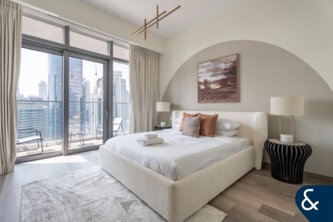 Appartamento in vendita a Downtown Dubai (Downtown Burj Dubai), Dubai, EAU 2 camere da letto, 128 mq. № 666864 - foto 7