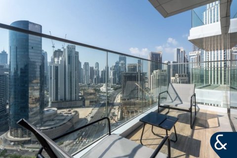 Appartamento in vendita a Downtown Dubai (Downtown Burj Dubai), Dubai, EAU 2 camere da letto, 128 mq. № 666864 - foto 16
