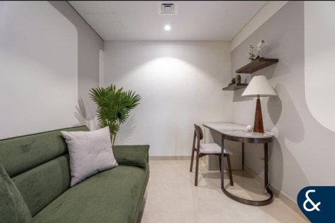 Appartamento in vendita a Downtown Dubai (Downtown Burj Dubai), Dubai, EAU 2 camere da letto, 128 mq. № 666864 - foto 15