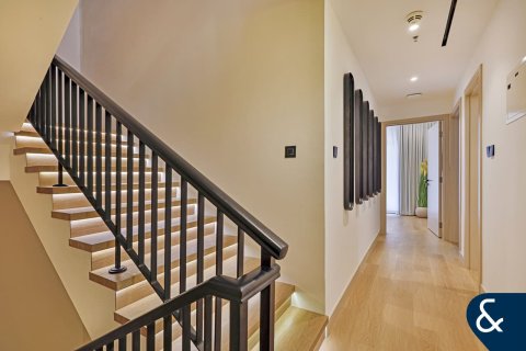 شقة للبيع في دائرة قرية جميرا، دبي، الإمارات العربية المتحدة 4 غرفة نوم ، 300 متر مربع ، رقم 666862 - صورة 8