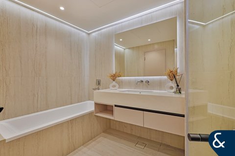 شقة للبيع في دائرة قرية جميرا، دبي، الإمارات العربية المتحدة 4 غرفة نوم ، 300 متر مربع ، رقم 666862 - صورة 13