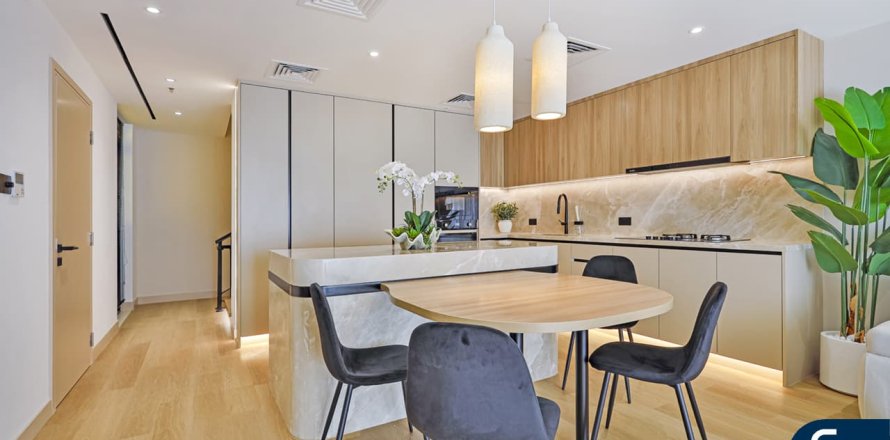 شقة في دائرة قرية جميرا، دبي 4 غرفة نوم ، 300 متر مربع . ر قم 666862