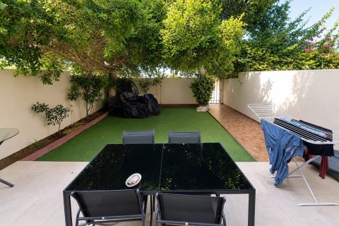 Vila di The Springs, Dubai, UAE 3 bilik tidur, 172.53 meter persegi № 749588 - foto 11