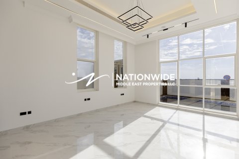 Villa in Abu Dhabi, UAE 6 bedrooms, 970 sq.m. № 647178 - photo 9