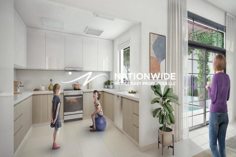 Townhouse in Abu Dhabi, UAE 2 bedrooms, 173 sq.m. № 647177 - photo 3