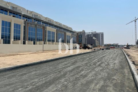 Řadový dům v Dubai Investment Park, SAE 4 ložnice, 80.07 m² Č.: 748626 - fotografie 18