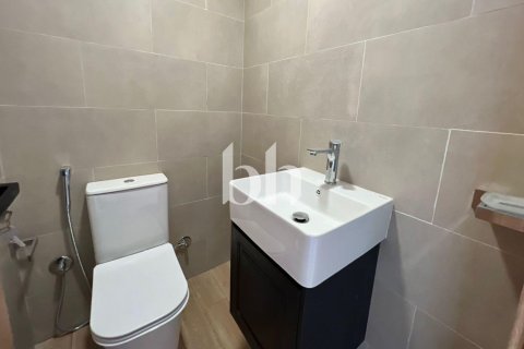 Řadový dům v Dubai Investment Park, SAE 4 ložnice, 80.07 m² Č.: 748626 - fotografie 21
