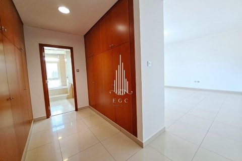 Зняти в оренду квартиру в Tourist Club Area, Абу-Даби, ОАЕ 4 спальні, 291.9м2, № 561245 - фото 14
