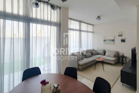 Kuća u nizu u gradu Dubai, UAE 3 spavaće sobe, 112.23 m2 Br. 765360