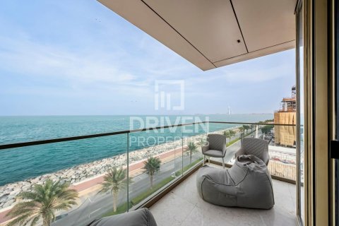Palm Jumeirah, Dubai, UAE의 판매용 아파트 침실 3개, 181.63제곱미터 번호 765359 - 사진 1