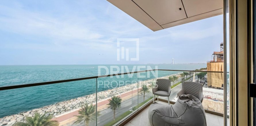 Palm Jumeirah, Dubai, UAE의 아파트 침실 3개, 181.63제곱미터 번호 765359