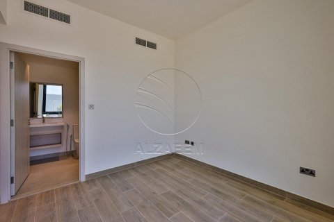 Kaupunkipientalo Yas Island, Abu Dhabi, Arabiemiraatit 2 makuuhuonetta, 169 m2 № 615250 - kuva 13