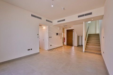 Kaupunkipientalo Yas Island, Abu Dhabi, Arabiemiraatit 2 makuuhuonetta, 169 m2 № 615250 - kuva 2