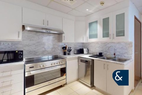 Apartemen di Jumeirah Beach Residence, Dubai, UEA 3 kamar tidur, 175 m2 nomor 667221 - foto 2