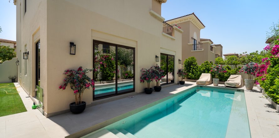Vilă în Dubai, EAU 4 dormitoare, 333 mp.  №709747