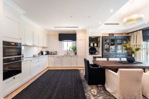 Vilă de vânzare în Dubai, EAU 4 dormitoare, 333 mp.  №709747 - poză 3