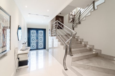 Vila v Jumeirah Village Triangle, Dubai, SAE 5 spální, 448 m2 č. 709726 - Fotografia 11