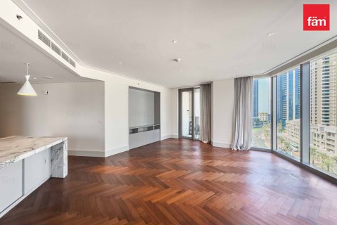 דירה ב Downtown Dubai (Downtown Burj Dubai), Dubai, איחוד האמירויות 3 חדרי שינה, 186.9 מ