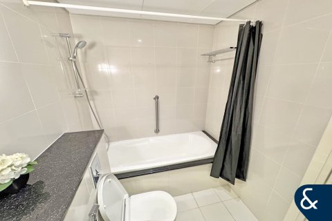 Lakás itt: Business Bay, Dubai, EAE, 2 hálószoba, 130 m², azonosító: 666631 - fénykép 12