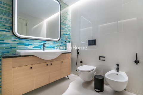 Appartement à louer à Al Barsha, Dubai, EAU 2 chambres, 138.6 m2 № 707572 - photo 11