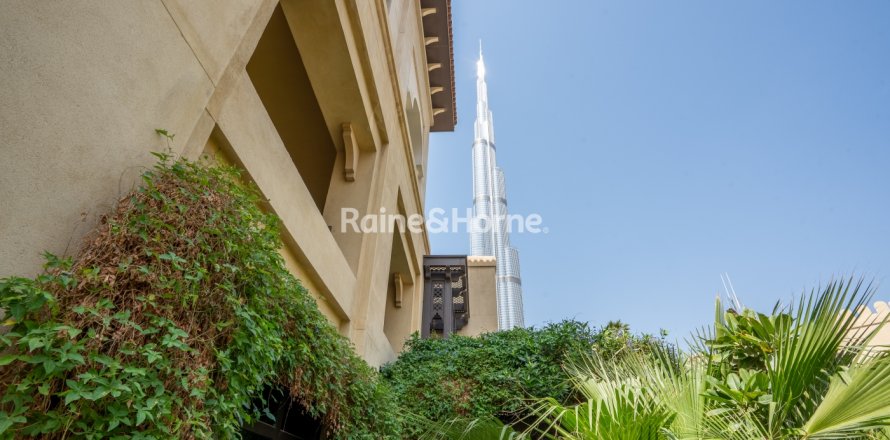 Appartement in Old Town, Dubai, VAE 2 slaapkamers, 191 vr.m. nr 707576