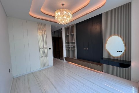 Střešní byt v Jumeirah Lake Towers, Dubai, SAE 4 ložnice, 541.8 m² Č.: 628707 - fotografie 3