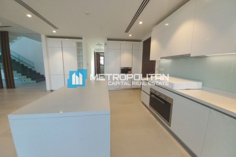 Vila di Abu Dhabi, UEA 4 kamar tidur, 1254 m2 nomor 670156 - foto 4