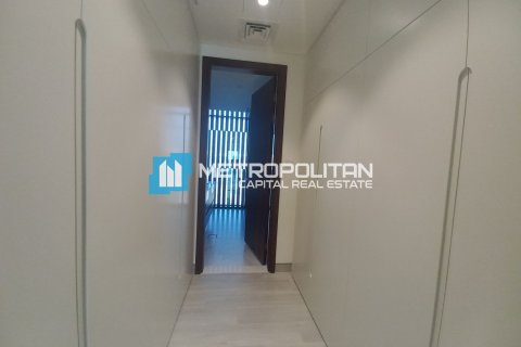 Vila di Abu Dhabi, UEA 4 kamar tidur, 1254 m2 nomor 670156 - foto 9