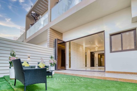 Villa in vendita a Al Furjan, Dubai, EAU 4 camere da letto, 315.9 mq. № 535687 - foto 61