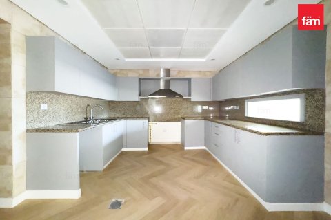 Apartment in Dubai, UAE 2 bedrooms, 178.8 sq.m. № 763780 - photo 7