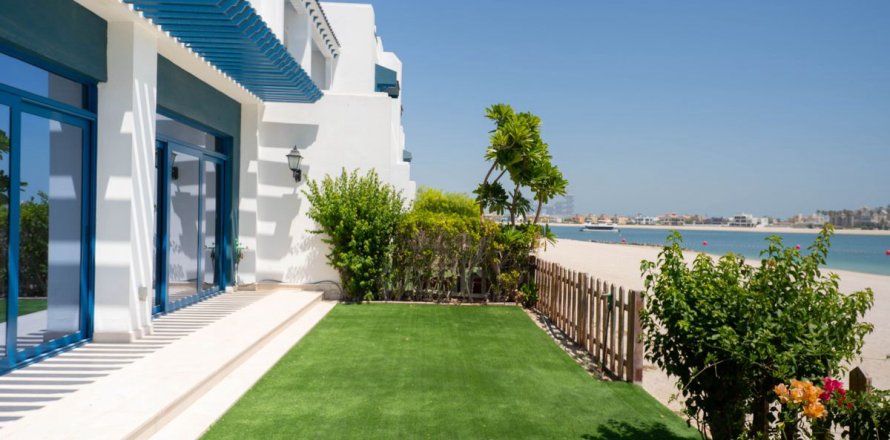ویلا در Palm Jumeirah، Dubai ، امارات متحده عربی 5 خوابه ، 263.9 متر مربع.  شماره 717922