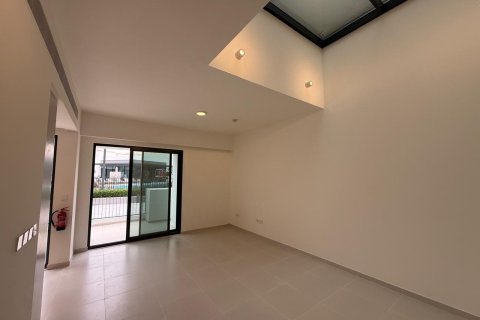 Townhouse in Arabian Ranches 3, Dubai, UAE 3 bedrooms, 143 sq.m. № 715708 - photo 10