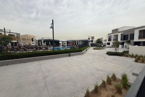 Townhouse in Arabian Ranches 3, Dubai, UAE 3 bedrooms, 143 sq.m. № 715708 - photo 15