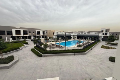 Townhouse in Arabian Ranches 3, Dubai, UAE 3 bedrooms, 143 sq.m. № 715708 - photo 13