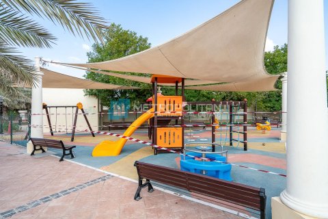 טאונהאוס למכירה ב Abu Dhabi, איחוד האמירויות 3 חדרי שינה, 197.6 מ"ר, מספר 668639 - תמונה 12