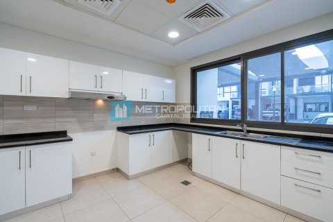 טאונהאוס למכירה ב Abu Dhabi, איחוד האמירויות 3 חדרי שינה, 197.6 מ"ר, מספר 668639 - תמונה 9