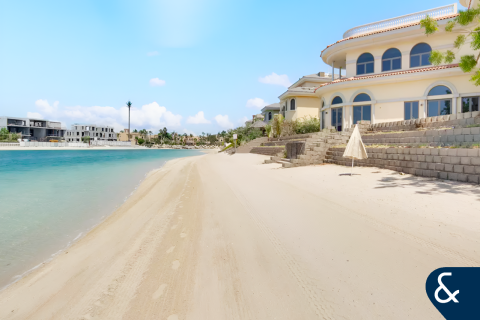 Villa in Palm Jumeirah, Dubai, UAE 5 bedrooms, 697 sq.m. № 668556 - photo 15