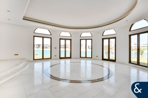 Villa in Palm Jumeirah, Dubai, UAE 5 bedrooms, 697 sq.m. № 668556 - photo 7